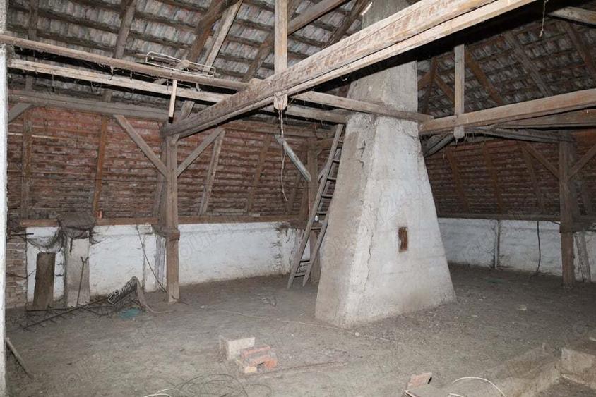 Casa deosebita de vanzare in Comlo?u Mare - 3