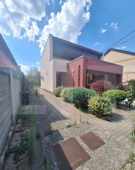 Casa compusa din doua apartamente, de vanzare, cu 8 camere, - 4