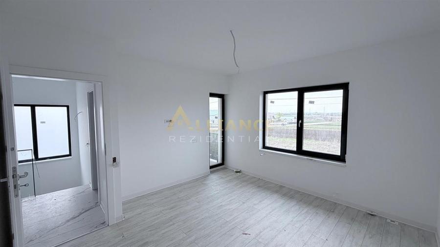 Casa Individuala - 4 camere - 2 bai - 375mp - 8
