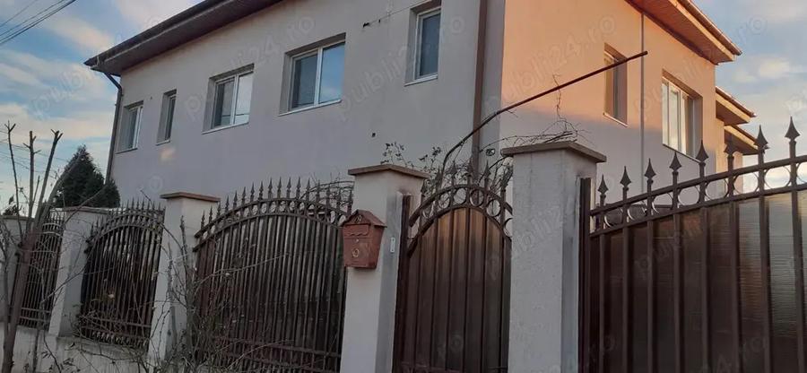 Casa de vanzare 3 camere 2 bai Chitila cartierul Tineretului - 2