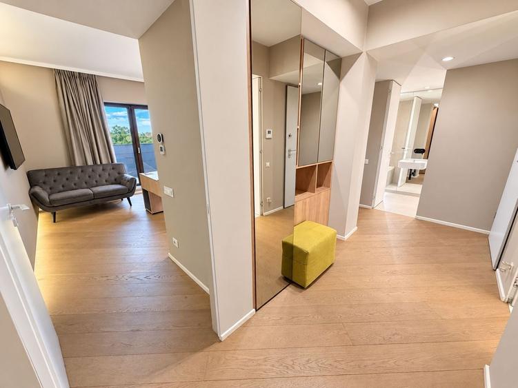 Apartament cu 3 camere decomandat, mobilat în Cotroceni
