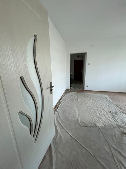 Giulesti Stradal,Crangasi Metrou 14 Min,Piata,Podul Grant,Zboina Neagra - 1