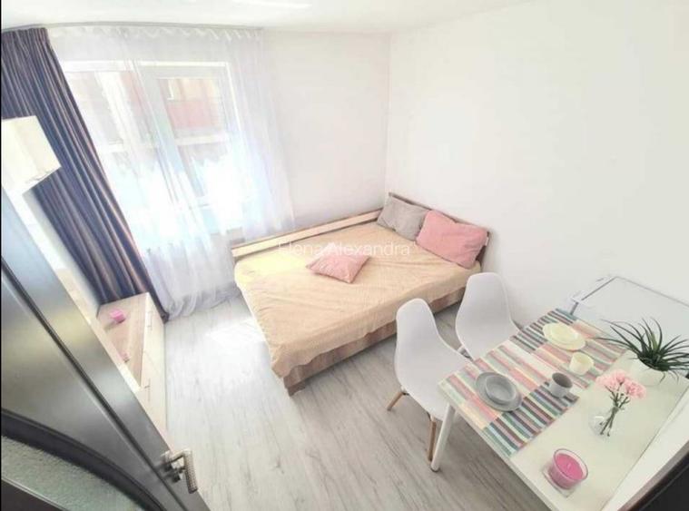 Garsonieră modernă de închiriat Apărătorii Patriei | Metrou