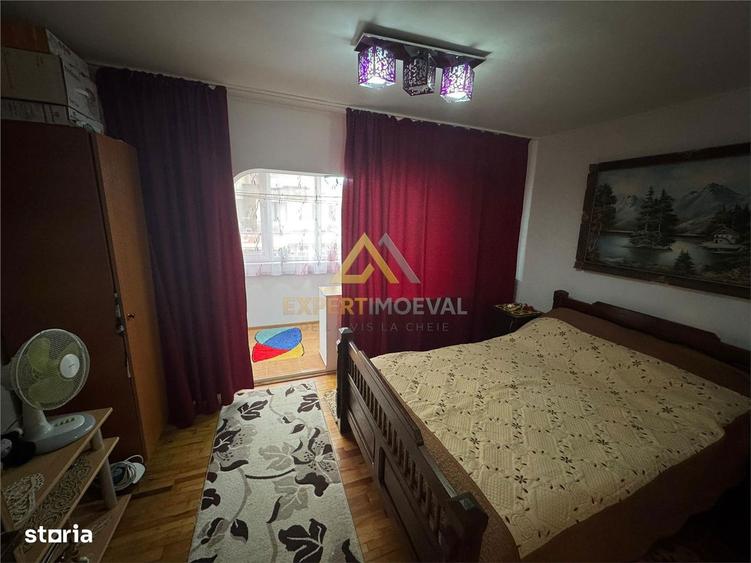 Apartament 3 camere decomandat - 8