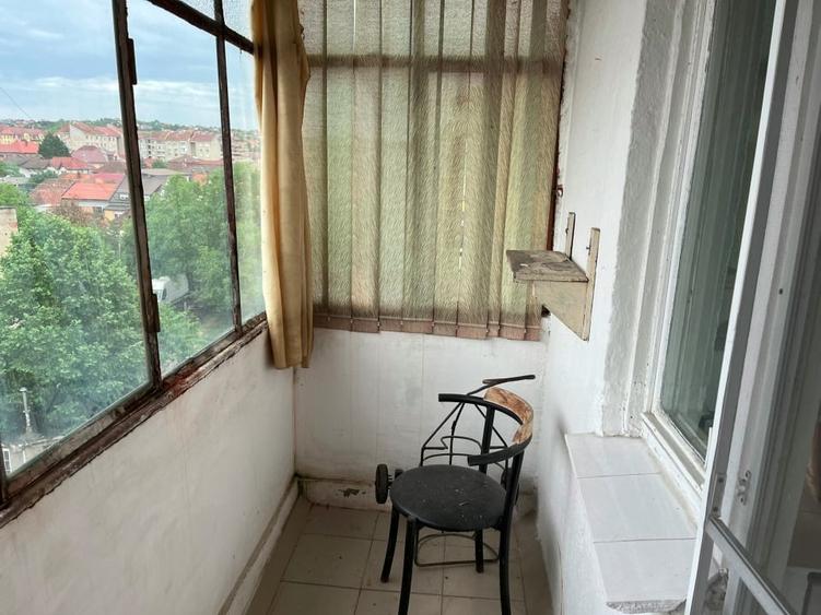 Apartament cu 2 camere in zona Rogerius - 8
