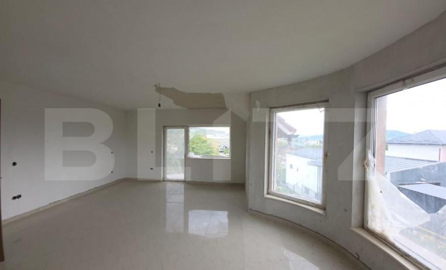 Casa cu 5 camere, 300 mp, teren 27 ari, Valea Rusului - 17