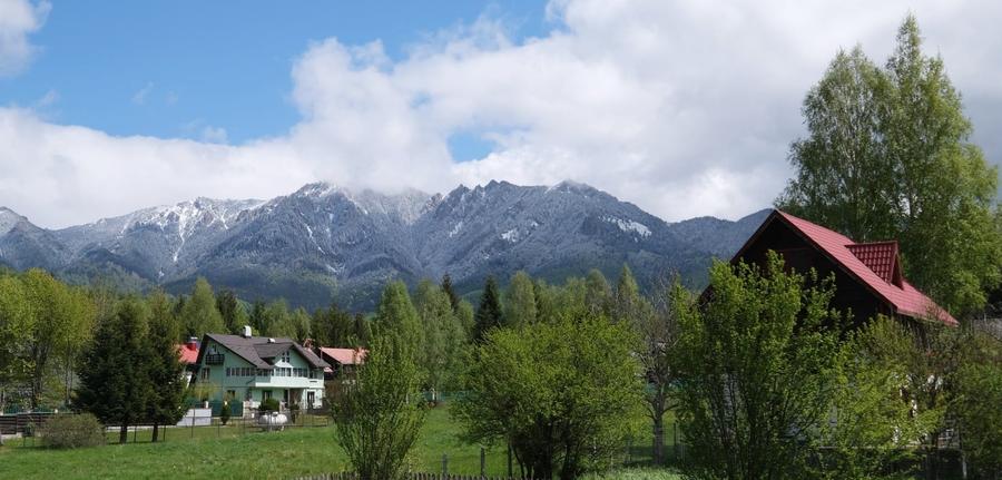 Pensiune  vânzare – Oportunitate excelentă în Cheia, acces facil, vedere Ceahlau - 10