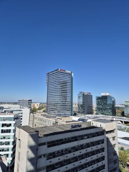 DIRECT PROPRIETAR - 3 CAM cu PARCARE si BOXA - PROMENADA MALL - 10