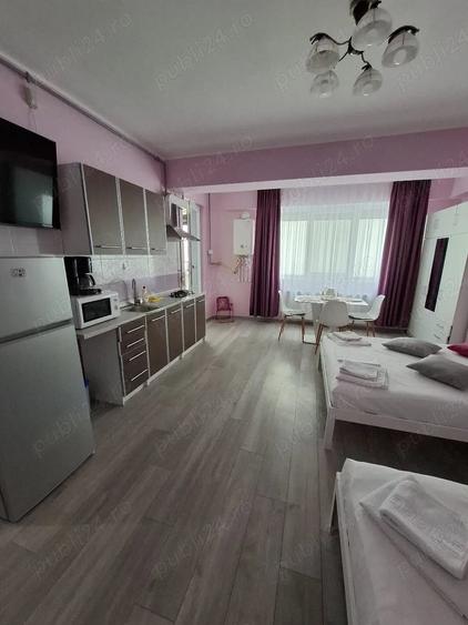 Garsonieră decomandată în Central