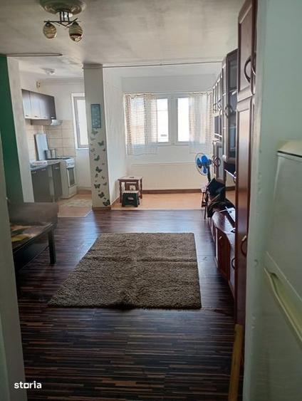 Inchiriez garsoniera - 1