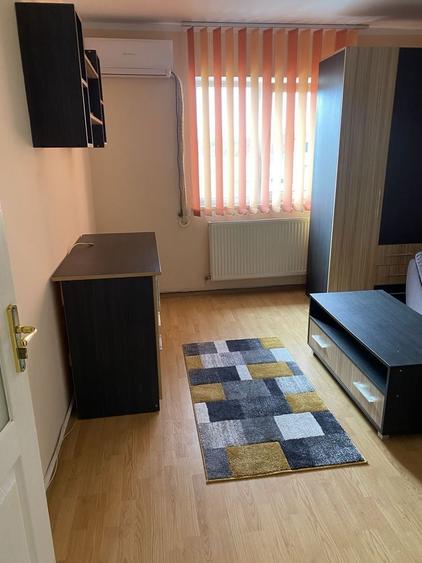 Garsoniera conf. 1 de inchiriat - 3