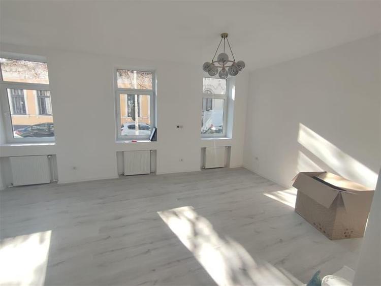 Vanzare garsoniera renovata 2025, in Vila, Mantuleasa - 8