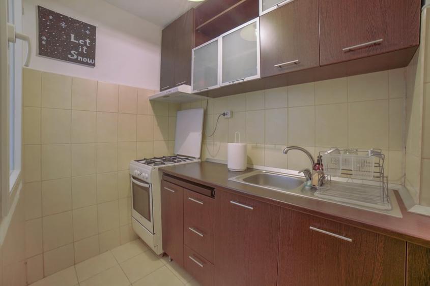 Garsoniera langa metrou Titan - 6