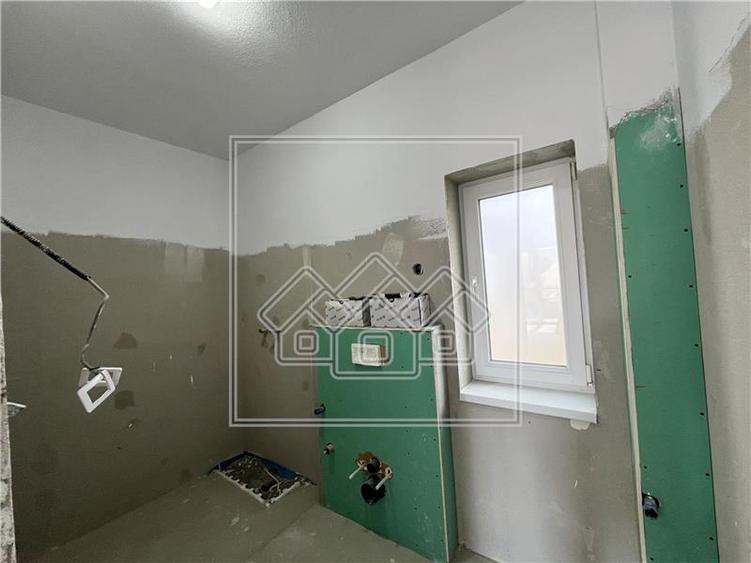 Casa de vanzare in Sibiu - noua, individuala, teren 335 mp - zona buna - 24