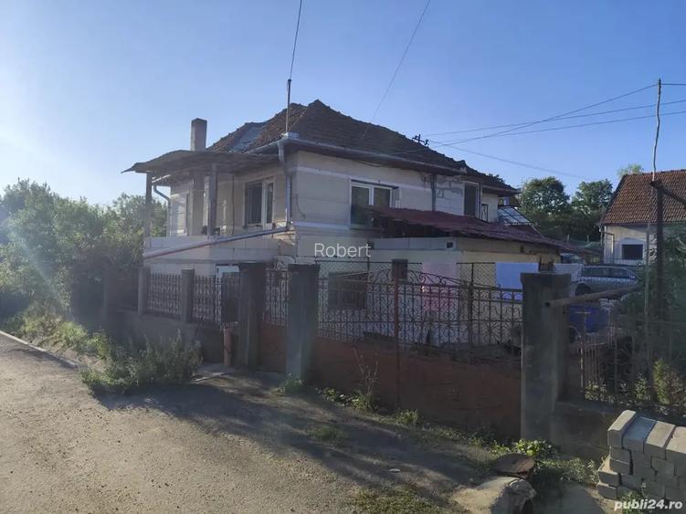 Casa ?i gradina de vanzare in Silva?u de Jos - Ha?eg HD. Rog citi?i descriere anun?ului ! 75 000 EU Casa ?i gradina de vanzare in Silva?u de Jos - Ha?eg HD. Rog citi?i descriere anun?ului ! 75 000 EU