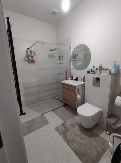 Casa curte 5 camere - stare excelenta - sector 3 - zona Mall Vitan - Proprietar - 2