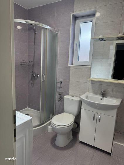 Garsoniera spatioasa Coresi / Tractorul Bloc Nou, Parcare, Complet - 4