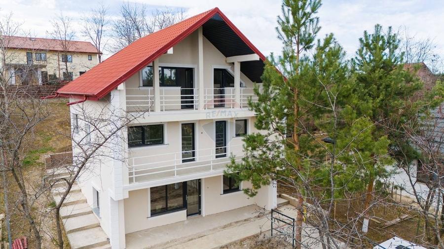 Vila de Vanzare cu 5 Camere, Teren 1000mp - Bucium, Iasi - Comision 0% - 14