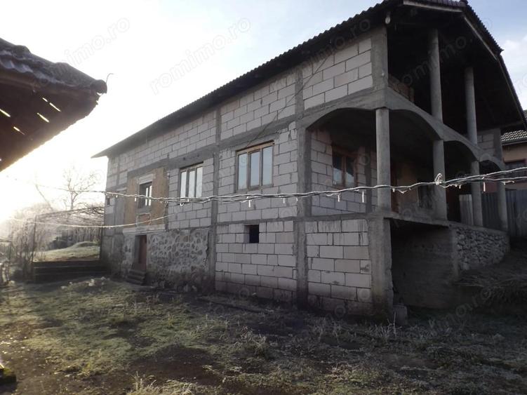 Proprietate compusa din casa batraneasca, casa P+1+M, Pocruia, Gorj - 4