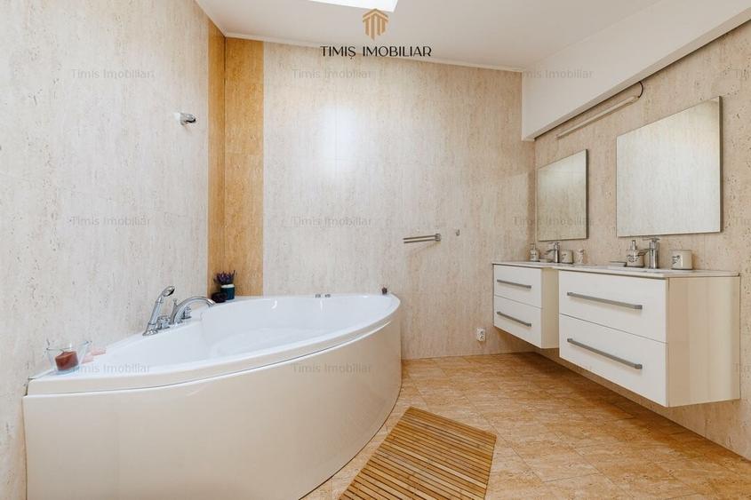 Apartament pe 2 niveluri I 3 cam & 2 băi, in P-ța Unirii  - Comision 0% - 13