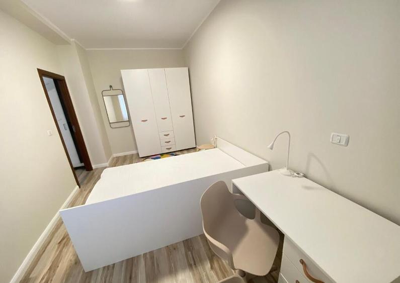 Apartament 3 camere, zona Intim, bloc Bermo - 9