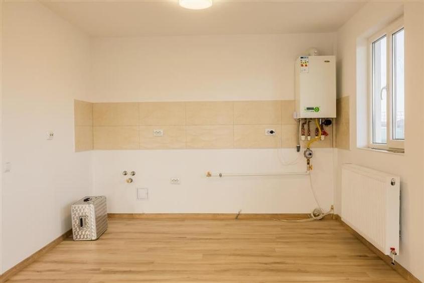 FILM&3D!Calitativa rezidenta, pe unic plan,parc de 1.200 mp, Izvor-Tarlungeni, d - 3