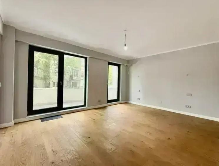 Unirii I Apartament 4 camere I 2 TeraseI 2 Locuri ParcareI Bloc nou I comision 0 - 10