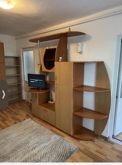 Inchiriez Garsoniera - 2