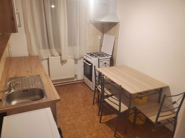 Vand apartament 2 camere etaj 4 zona Sagului - 2