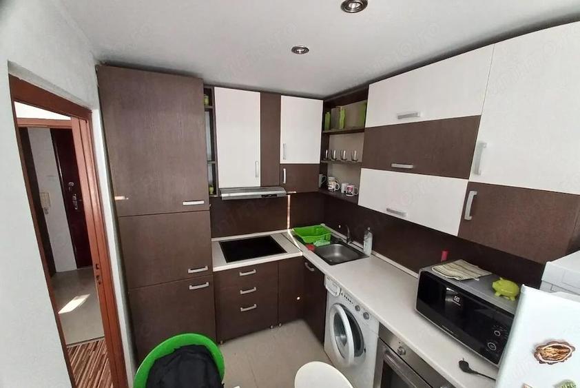 Garsoniera de inchiriat zona Tractorul - 2