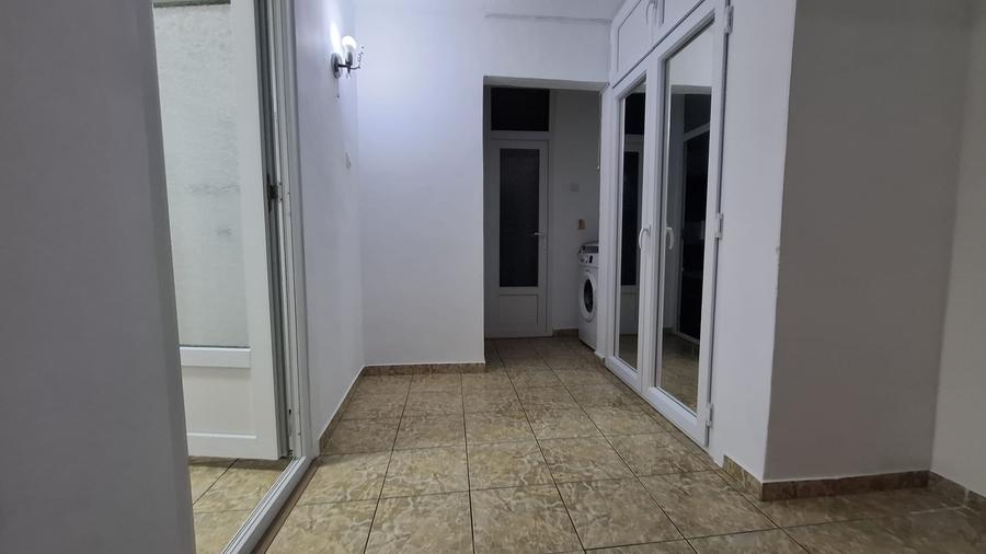 Apartament cu 2 camere în Km 5