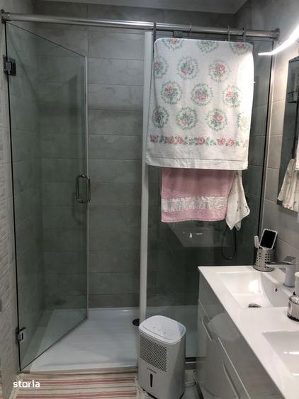 Apartament cu 3 camere, mobilat în Fundeni