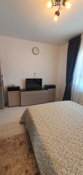 Apartament semidecomandat în Central — fotografia 3