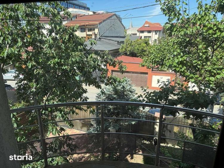 Casă cu 4 camere cu Teren 250 Mp în Dămăroaia