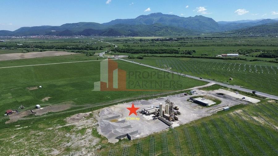 Teren Construcții extravilan de 23200 mp, în Sud