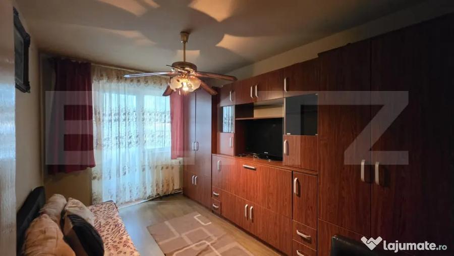 Apartament cu 2 camere decomandat în Micro 14