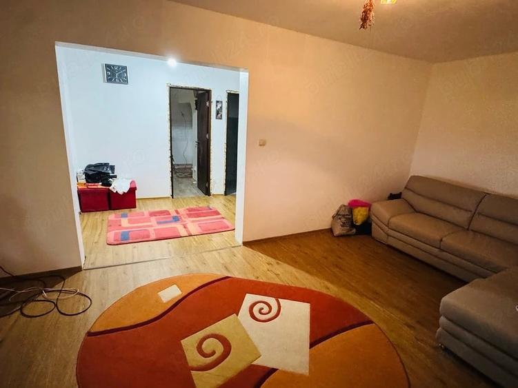 Casă cu Teren 300 Mp în Central