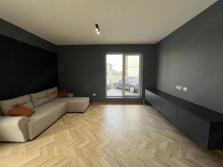 Apartament cu 2 camere decomandat în Giroc
