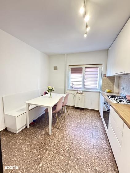 Apartament cu 3 camere în Giurgiului
