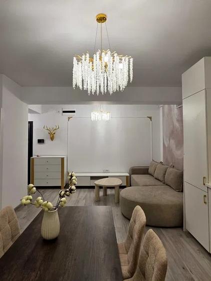Apartament cu 2 camere decomandat, mobilat în Energia