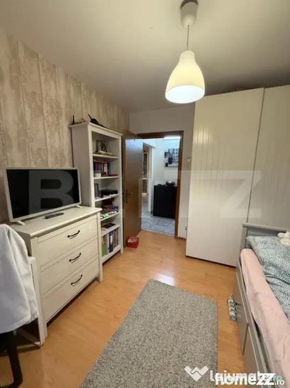 Apartament cu 4 camere decomandat în 9 Mai