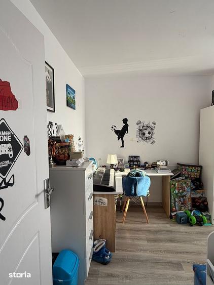 Casă cu 4 camere cu Teren 250 Mp în Clinceni