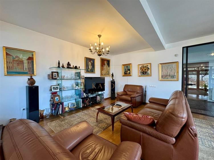 Rafinament clasic completat de confort modern - 7