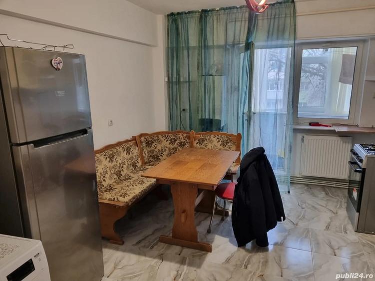 Inchiriere ap 3 camere la Valcea pe A.I.Cuza,et 1 - 6