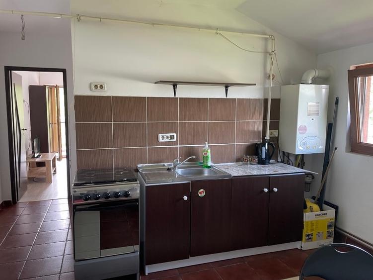 Închiriez apartament pe termen lung (minimum 1 an) - 5