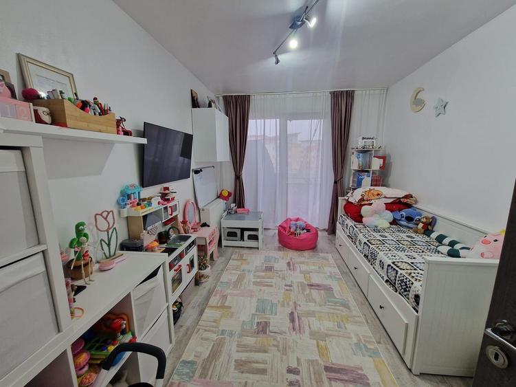 Apartament 3 camere, parcare, str Florilor Floresti Atelierul de Pizza - 16