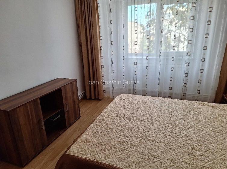 DACIA 2 CAMERE ETAJ 3 400 EURO TERMEN LUNG