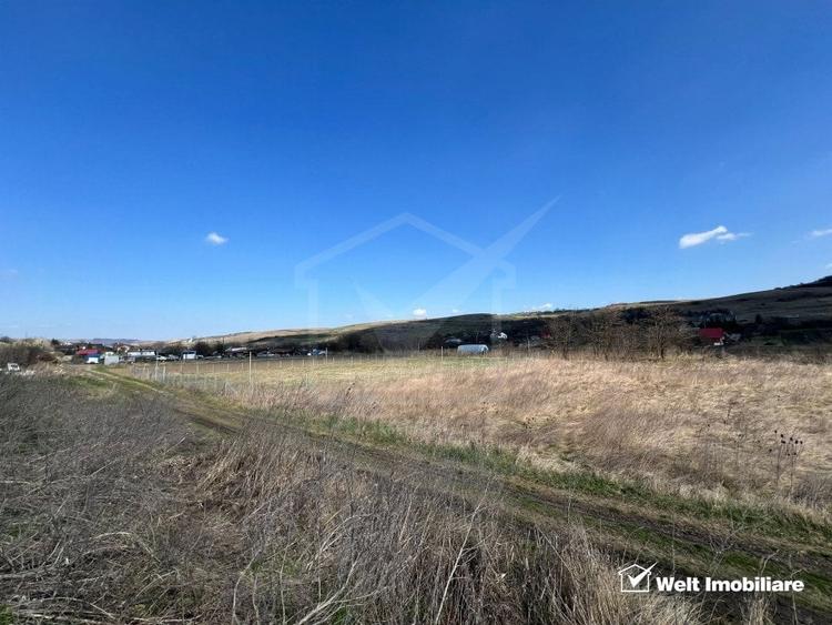 Teren intravilan, 1860 mp, cartierul Sopor - 1