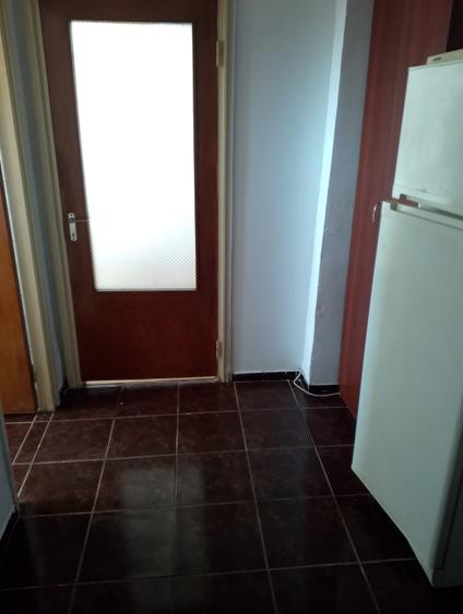 Garsoniera Muncii, stradal, 5 minute de metrou, mobilată si utilată complet - 7