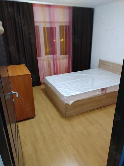 Proprietar - Apartament 3 camere decomandat, centrala, clima, zona Aradului - Piata Verde - 2